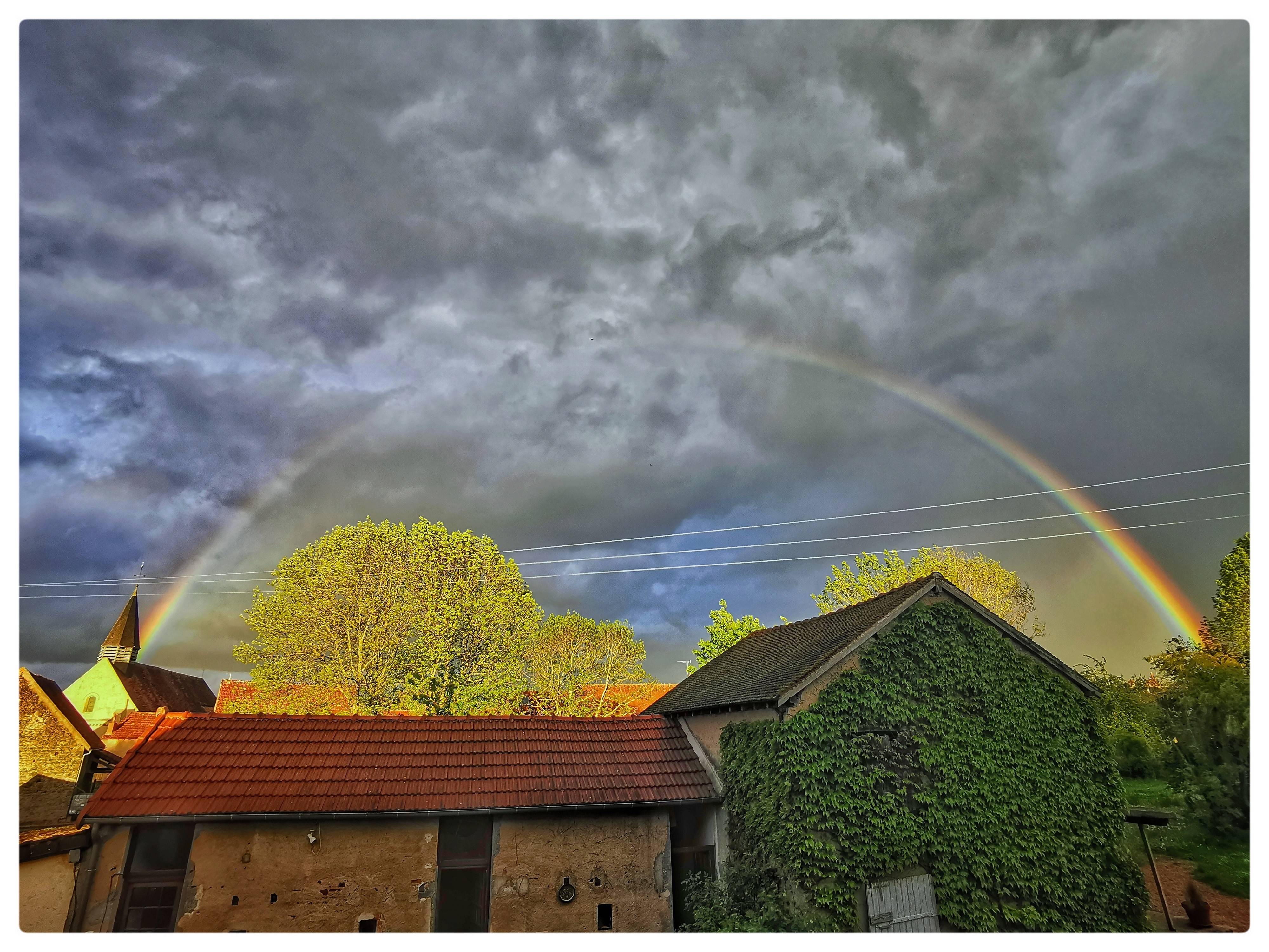 Arc en ciel complet sur Pazy