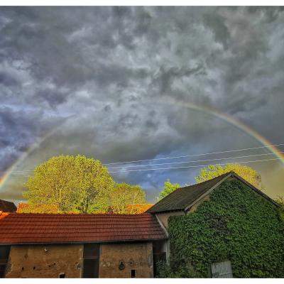 Arc en ciel complet sur Pazy